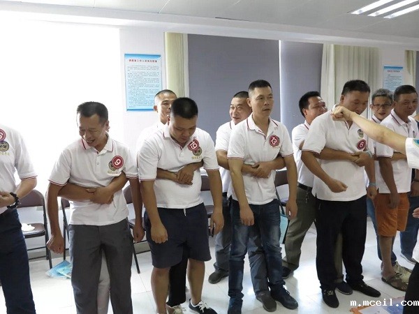 1566875651132684.jpg 640.webp (3).jpg